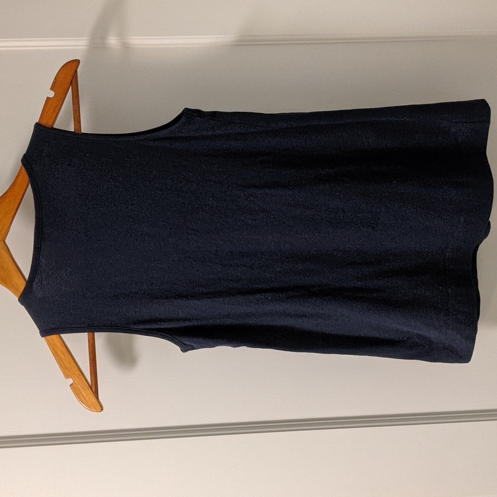 Theory Sleeveless Shirt - Picture 3 of 3